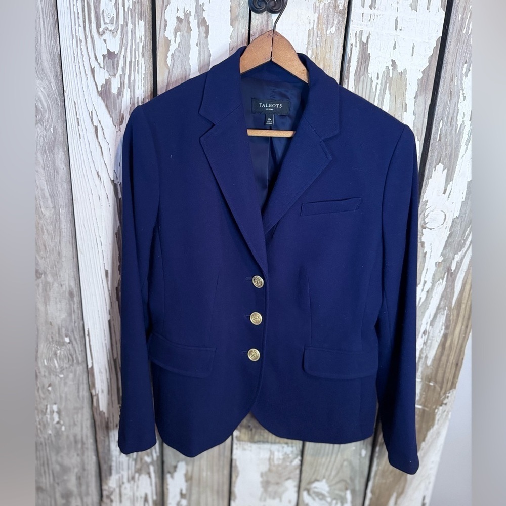 Talbots Navy with Gold m Buttons Blazer size 8 P Trim Detail